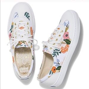 KEDS RIFLE PAPER CO TOURNAMENT LIVELY FLORAL SZ 10